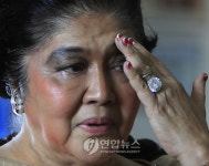 팔순 앞둔 이멜다 "빈털터리 신세에요"