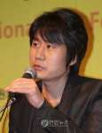 전주국제영화제 개막작의 박진오 감독