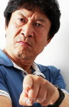 중견배우 김응수