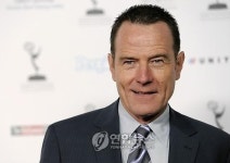 크랜스턴, 에미상 드라마 남우주연 3연패