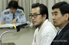 <2010 국감> 증인으로 출석한 민홍규, 김윤배