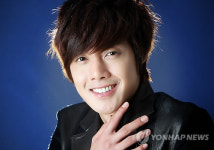 가수 겸 배우 김현중