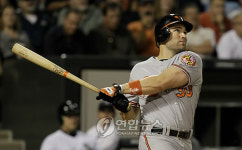 美프로야구 선수 "오바마, 미국 대표하지 않아"