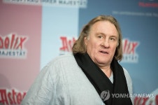 드파르디외, 우즈벡 대통령 딸 영화 출연