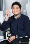 포즈 취하는 배우 김대명