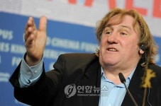 러시아로 국적 바꾼 드파르디외 스탈린역으로 영화 출연