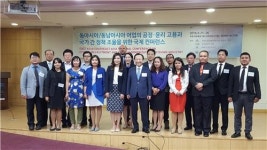 "외국인 선원 근로조건 악화는 송출료 본인부담 관행 탓"