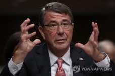 카터 美국방, TV쇼 출연해