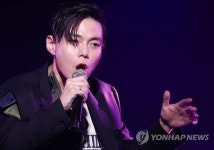 가수 지소울, 26일 현역 입대
