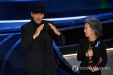 오스카 남우조연상에