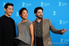 "데뷔작·여성감독으로 오스카에 파란"…셀린 송, 새 역사 쓸까