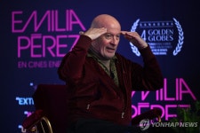 트랜스젠더 주인공