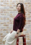 포즈 취하는 마리아 킴