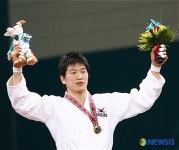 이형택 이원희, 축구선수로 깜짝 변신