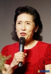 "교수로, 연주자로 여전히 활발히 활동중입니다"