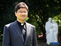 인도철학 박사학위 받는 천주교 서울대교구 박문성 신부