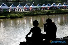 탄천 페스티벌 사진초대전-신현국 연인