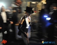 <81회 아카데미시상식>"무대 뒤 공연준비 중이예요"