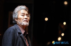 12년만에 연극무대 복귀한 배우 서인석