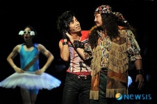 배테랑 뮤지컬 배우 김재만과 독특한 스타일의 남문철