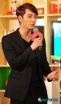 인사말하는 찬성