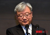 30년 공직 생활 마감하는 김석동 위원장