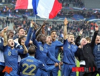 각본 없는 드라마의 주인공들, 천신만고 끝에 브라질 가게 된 프랑스