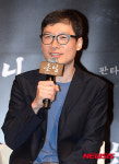 제작발표회에 참석한 김성제 감독