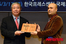 한국페어플레이 지도자상에 나시르칸 감독