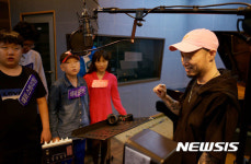 힙합가수 MC메타와 시각장애 학생들의 랩 수업