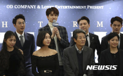 인사말하는 뮤지컬 배우 켄