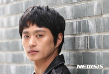 뉴시스가 만난 배우 김성규