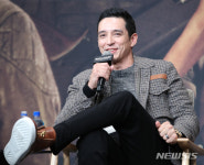 가브리엘 루나 "한국 팬들 반가워요"