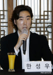 인사말하는 한성우 무용수