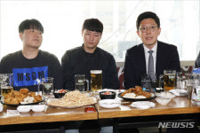 MZ 노조 만난 김병민 최고위원