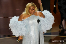 더바인 조이 랜돌프, 제96회 아카데미 여우조연상