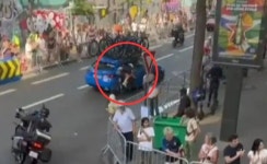 코너 돌다 車와