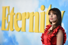 로코 여주로 돌아온 엘리자베스 올슨