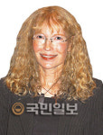 ‘세계여성포럼’ 참가 위해 방한한 배우 미아 패로 “이제 운 없는 이웃 도와요”