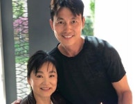 정우성, ‘중경삼림’ 임청하와 찰칵… “아시아 전설과 함께”
