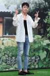 ‘행복한 미소’ 가수 은지원,  ‘자연스럽게’ 제작발표회
