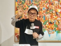 조영남, “소리 안나오니 국가가 화가로 키워준 거”