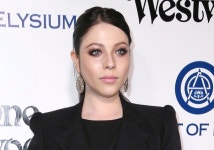 ‘가십걸’ 배우 미셸 트라첸버그, 자택서 숨진 채 발견