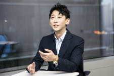 증권맨에서 가수·배우까지…"좋아하면 해보세요"