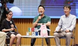 "저속노화 정책? 제품 광고나 내려놔"…정희원 저격한 의사, 무슨 일