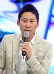 신동엽, 예능3대 MC 중 최초 ‘종편행’…MBN 시트콤 출연