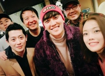승리, 근황 공개…中 가수 용조아와 컬래버레이션 녹음