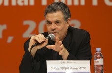 ‘아나 아라비아’ 감독, 80분 원테이크 영화 결정한 이유