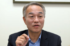 박은철 연세대 교수 "현장의사 배출 10년 걸려 의대 정원 확대 시급하다"