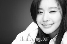 김아중, 모교인 고대 김광수 교수와 공동 집필한 책 출간